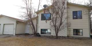 925 East Swallow Road - 927 Gallery 1