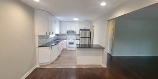8638 Trumbull Avenue Gallery 9