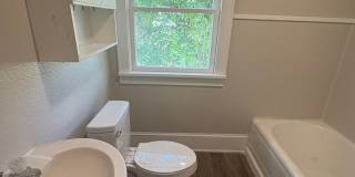 Newly renovated Highland apt. Gallery 7