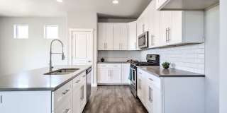 Amazing Five Bedroom Home, Bluffdale, 3300 sq ft,  Newly finished basement Gallery 1