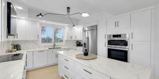 8720 Bay Colony Dr Gallery 6