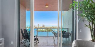 2640 Lake Shore Drive Gallery 3