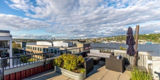 1611 on Lake Union Gallery 37