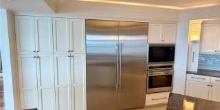 988 BLVD OF THE ARTS BOULEVARD Gallery 14