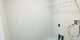 4/2.5/2  Home off of California Blvd. Gallery 21