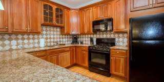Charming 3 Bedroom Gallery 6