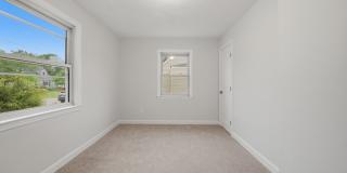 8037 Crescent Road Gallery 21