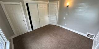 Charming 3 Bedroom Home Near East Toledo & Downtown Gallery 11