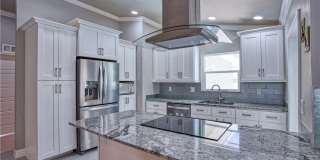 911 SW 3rd Avenue Gallery 6