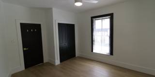 Beautifully Renovated 2-Bedroom Apartment in Duck Pond Gallery 5