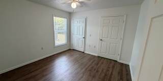 9127 Laird Street Gallery 5