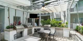 Pearl Dadeland Gallery 28