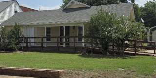 206 North Main Street Gallery 1