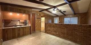 1313 Elia Street Gallery 8