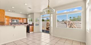 Bright & Spacious 4Bd Home with Vaulted Ceilings & Outdoor Kitchen Gallery 9