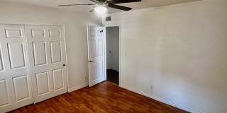 5044 River Glen Drive Gallery 15