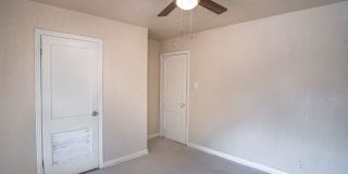 Cozy Remodeled Home Near Downtown Gallery 16