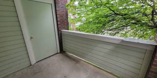 Super spacious 1 bedroom condo in South Boulder with reserved parking Gallery 21