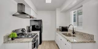 Downtown Modern Smart Home Gallery 15