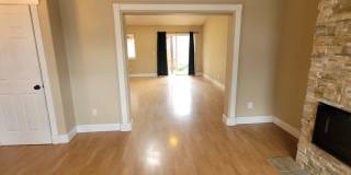Charming and Spacious 3BB/2.5BA home for rent!  AVAILABLE NOW Gallery 11
