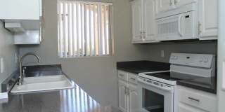 Renovated 2x2 Condo Located in N Phoenix! Gallery 1