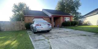3 BEDROOM RANCH STYLE HOME Gallery 1