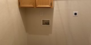 1104 Nicholas Cr. - B Gallery 15