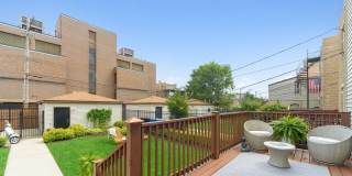 2042 W Warren Boulevard Gallery 12