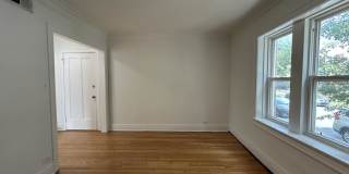 3018 North Karlov Avenue Gallery 1