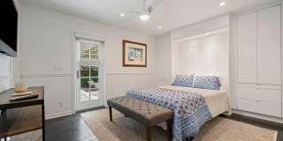 302 NW 16th Street Gallery 33