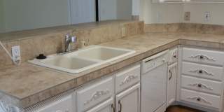 3 Bedroom * 1 Story * RV Parking Gallery 4