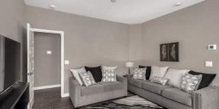 23950 W Hilton Avenue Gallery 26