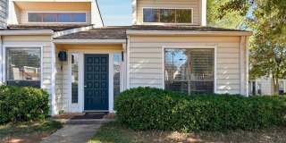 813 Serramonte Drive NE Gallery 1