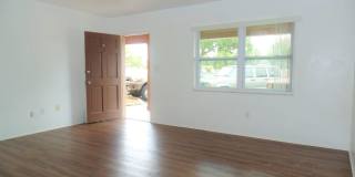 Updated, spacious one bedroom Updated, spacious one bedroom Gallery 4