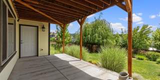 Luxury East Medford Home with 4 Bedrooms, 2 Bonus Rooms & Dual Living Areas Gallery 36