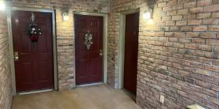 2X Banyan Wood Ct Gallery 6