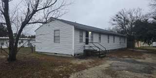 2 Bed 1 bath duplex right across from Midlands Tech 2 Bed 1 bath duplex right across from Midlands Tech Gallery 1