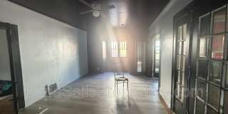 107 E Archer Gallery 5