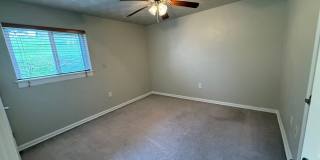 2 Bedroom, 1 Bath Condo Gallery 9