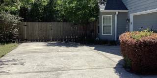 365 Creekside Drive Gallery 3