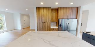 *Contemporary Home, Stylish Luxury, Central Air, Pet Friendly, Fenced Yard Gallery 8