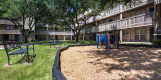 Harvard Square Apartments Gallery 35