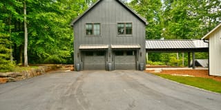101 North Henderson Road Gallery 1