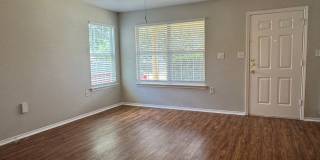 3 BR/2.5BA | Newly Renovated Single Family Home | 1-Car Covered Parking | Fenced backyard! Gallery 4