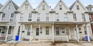 Well-Kept 3BR Rowhouse Gallery 1