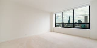 180 E Pearson Street Gallery 19