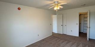 3br 2.5ba on Surrey Hills Golf Course!! Gallery 33