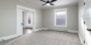 Elegant Renovation! HUGE 1 Bed 1 Bath Available Now! Gallery 26