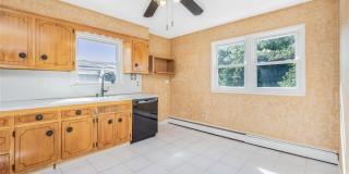 433 Palmer Road unit: Second Fl Gallery 10