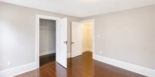 224 S Pacific Ave Gallery 23
